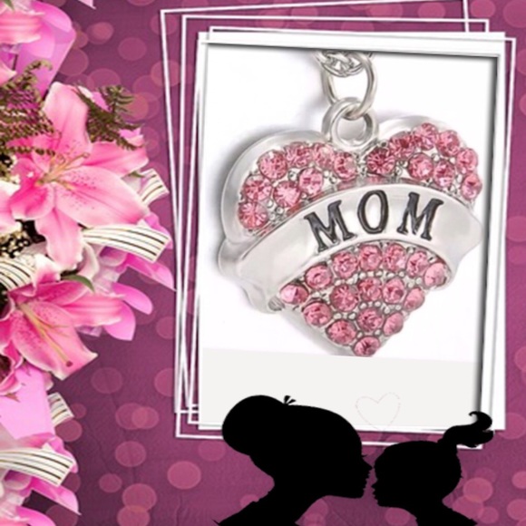 Mom Necklace - Picture 2 of 6